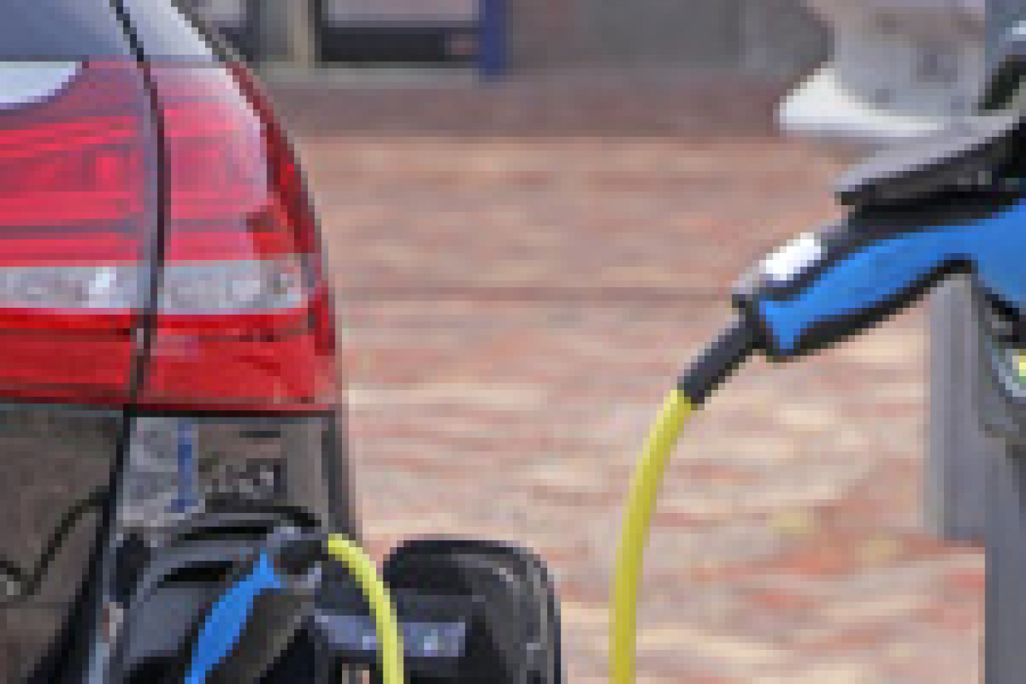 AdobeStock_127173393_Elektroauto_V1