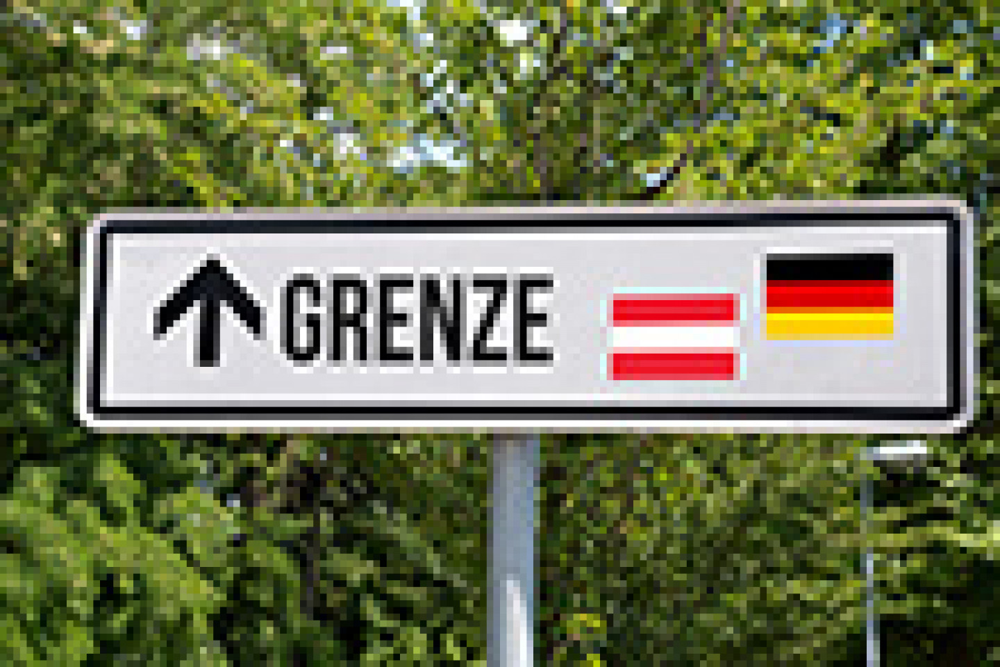 Sonderklassegebuehren_Grenzzone_AdobeStock_343715294_kl
