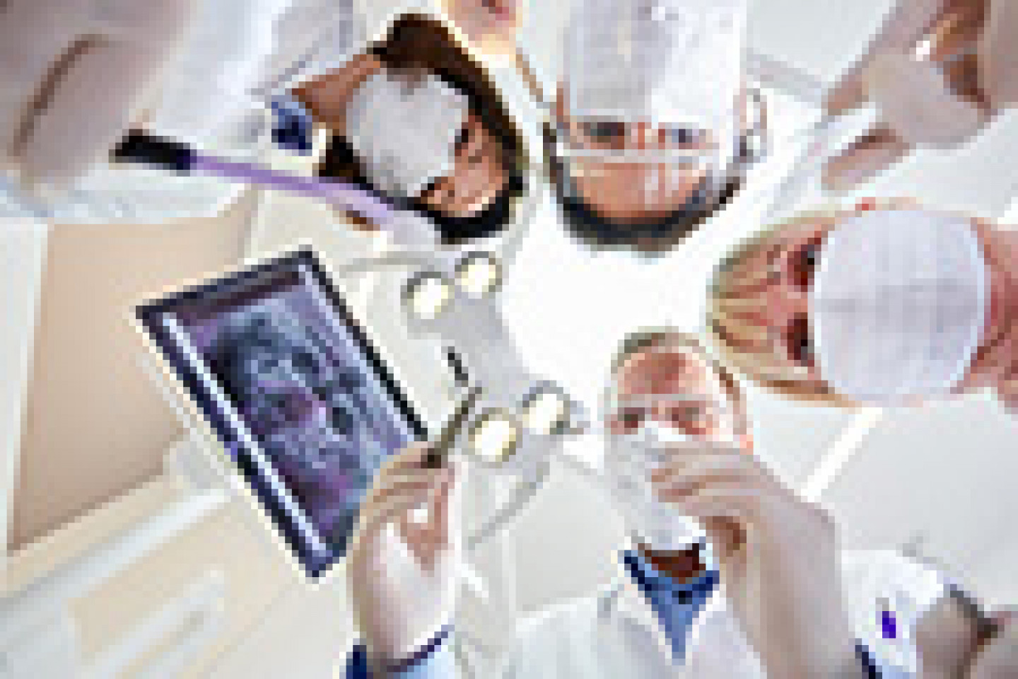 arzneimittelwerbung_AdobeStock_281404256_Arztpraxis