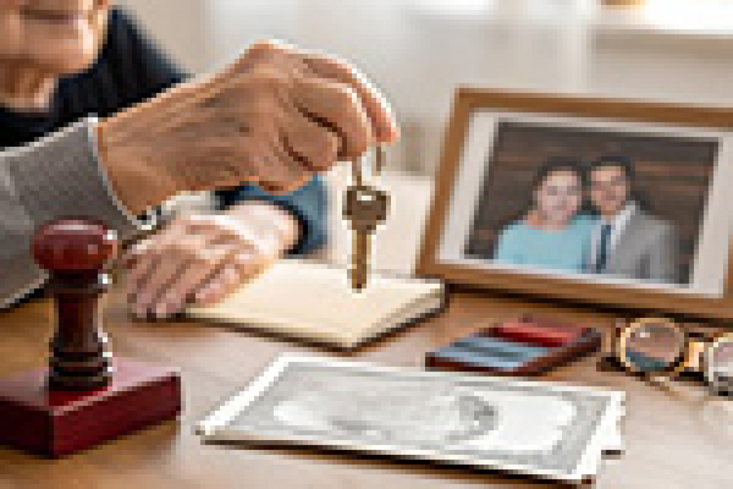 AdobeStock_1263257573_Beguenstigungstransfer_im_Erbschaftsteuerrecht_V1