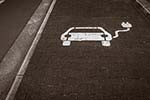 AdobeStock_334210671_Seite-3_Fahrtenbuch-versus-Pauschalbesteuerung-bei-E-Autos