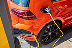 AdobeStock_285442703_E-Auto