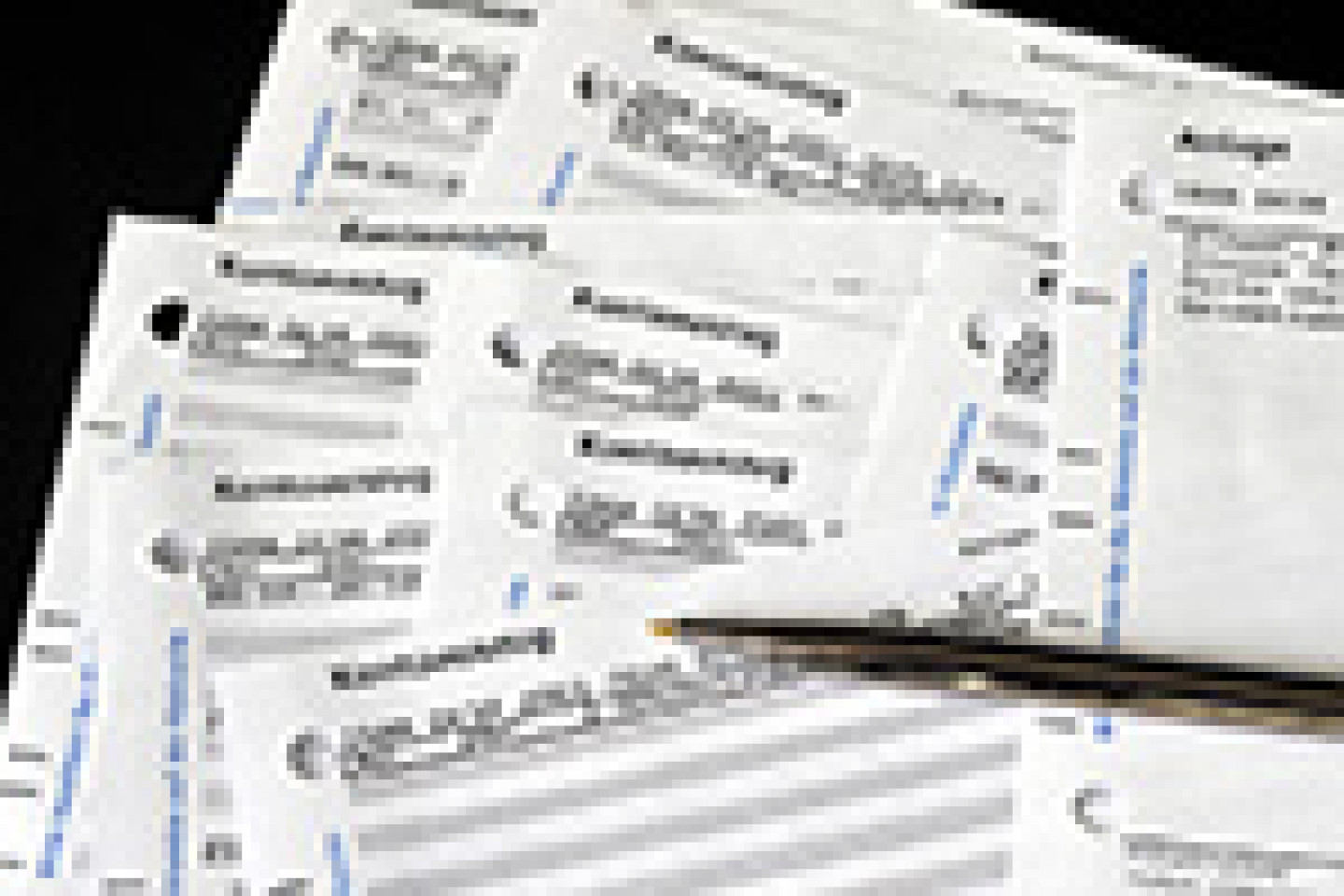 Automatischer_Informationsaustausch_V1_AdobeStock_42204078__kl