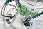 AdobeStock_30123942_Jahresabschluss_2025_Rueckstellungen_fuer_Honorarrueckforderungen