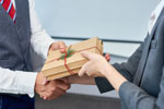AdobeStock_181347260_Seite-2_1_Sachbezüge-für-Mitarbeiter
